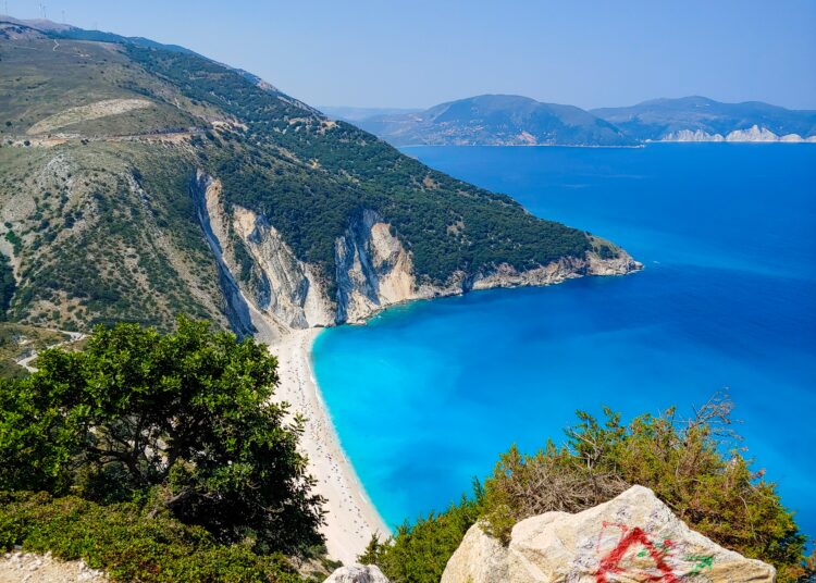 Σε ποια νησιά μπορεί να μείνει κανείς με κόστος διανυκτέρευσης έως 100€