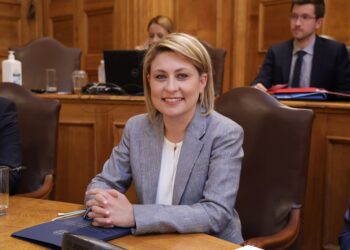 Χριστίνα Αλεξοπούλου: Προτεραιότητα η ασφαλής μεταφορά των μαθητών