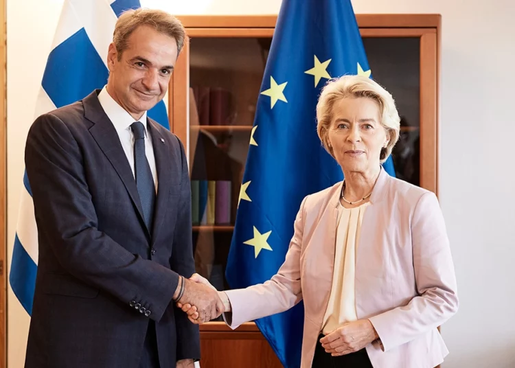 Κυριάκος Μητσοτάκης – Ούρσουλα φον ντερ Λάιεν: Θα είμαστε γρήγοροι, θα κινητοποιήσουμε όλους τους διαθέσιμους πόρους – 2,25 δισ. στην Ελλάδα