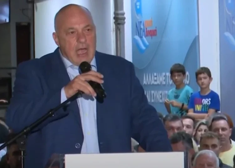Μπέος:Δεν κατάλαβα! Τι είναι; Είναι πρότυπο για τους Έλληνες και τα παιδιά μας ο Κασσελάκης;