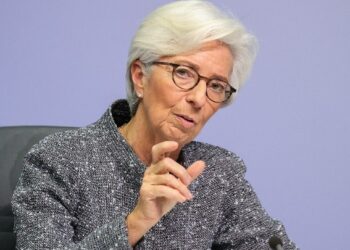 Λαγκάρντ: Παράδειγμα η Ελλάδα σε ολόκληρη την Ευρωζώνη