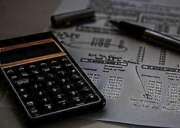 Στο «μικροσκόπιο» του ΥΠΟΙΚ οι ελεύθεροι επαγγελματίες που δηλώνουν συστηματικά εξαιρετικά χαμηλά εισοδήματα