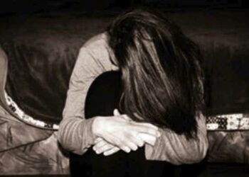 Οι δήμοι της Αττικής δραστηριοποιούνται για την εξάλειψη της βίας κατά των γυναικών