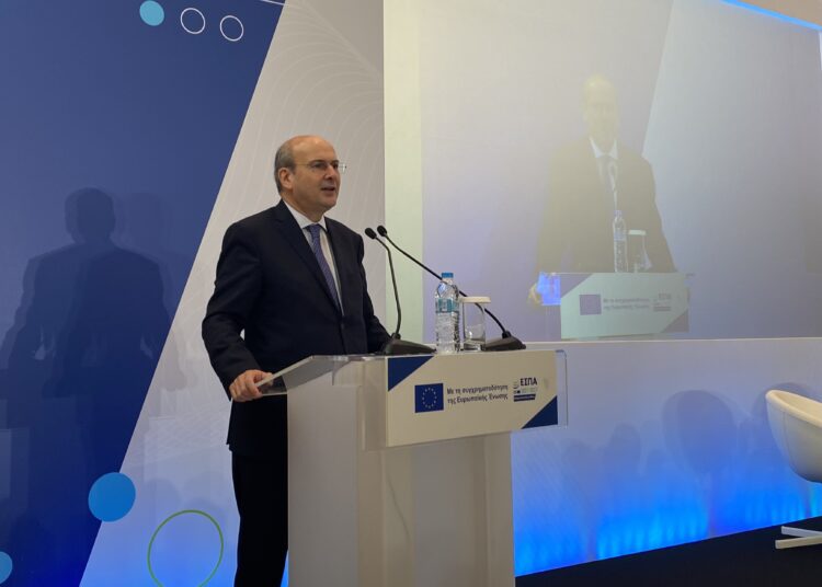 Κ. Χατζηδάκης: Ανταγωνιστικότητα, μεταναστευτικό και δημογραφικό να τεθούν ως προτεραιότητες για τη νέα πολιτική Συνοχής της Ε.Ε.