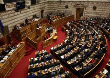 Με 158 «ναι» έναντι 142 «όχι» κυρώθηκε ο κρατικός προϋπολογισμός 2024