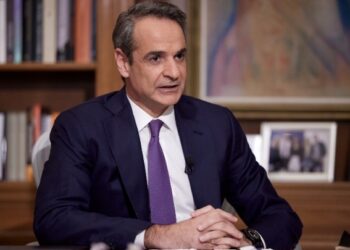 Κυρ. Μητσοτάκης στην ΕΡΤ για ομόφυλα ζευγάρια: Ναι, στον πολιτικό γάμο, όχι στην παρένθετη μητρότητα