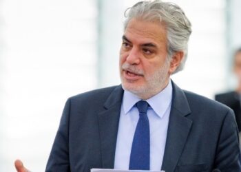 Στην Άγκυρα για το μεταναστευτικό ο υπουργός Ναυτιλίας Χρ. Στυλιανίδης