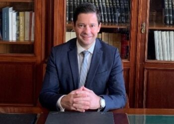 Covid -19 και ιογενείς λοιμώξεις: 5 απαντήσεις για την προστασία της καρδιάς από τον πρύτανη του ΕΚΠΑ, Γερ. Σιάσο