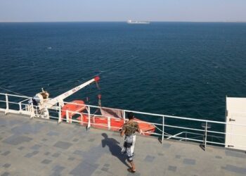 Ελληνόκτητο φορτηγό πλοίο έγινε στόχος επίθεσης με δυο πυραύλους στην Ερυθρά Θάλασσα