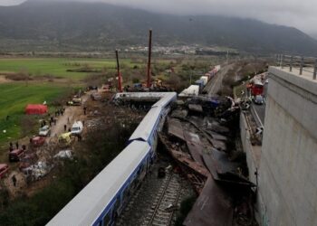 Μνημόσυνο στον τόπο της τραγωδίας για την συμπλήρωση 1 χρόνου από το σιδηροδρομικό δυστύχημα των Τεμπών