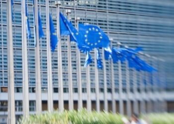 Συστάθηκε από την ΕΕ η στρατιωτική επιχείριση για την ασφάλεια της ναυσιπλοΐας στην Ερυθρά Θάλασσα-Έλληνας διοικητής