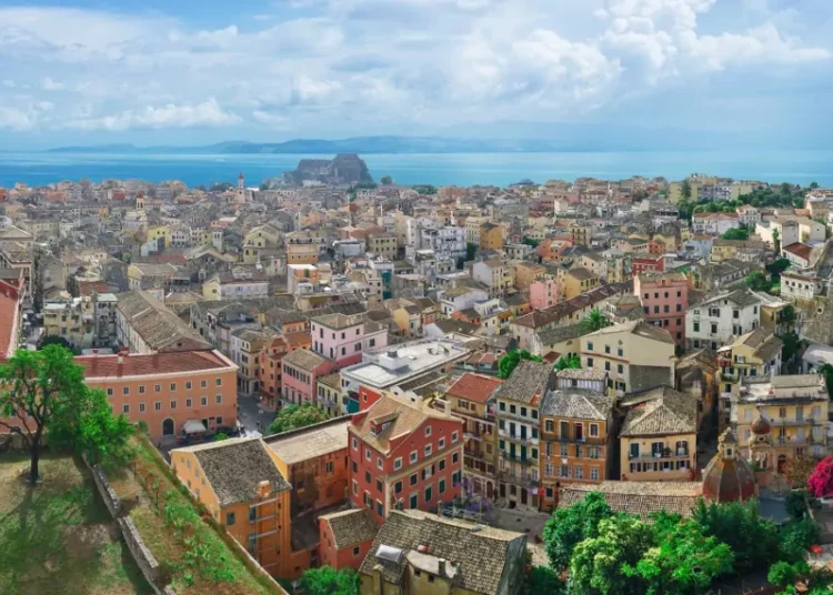 Κέρκυρα: Οι διάσημοι κάτοικοι στο βενετσιάνικο στολίδι του Ιονίου