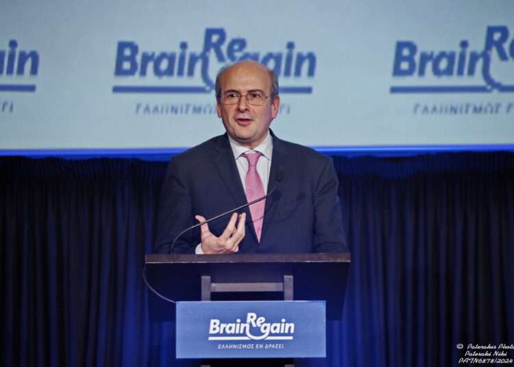 Κ. Χατζηδάκης: Οι 350.000 από τις 600.000 από τη γενιά του brain drain έχουν γυρίσει – Υψηλής εξειδίκευσης οι 6 στις 10 νέες θέσεις εργασίας
