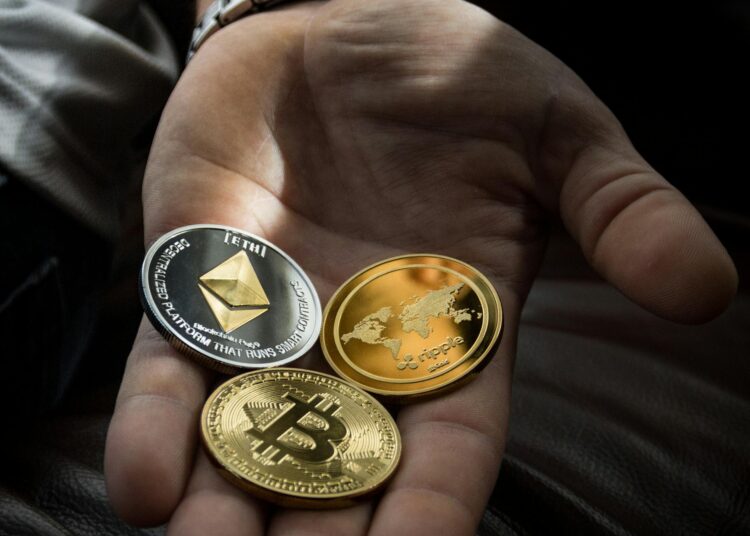 Πώς ερμηνεύονται τα υψηλά ρεκόρ στα χρηματιστήρια και το bitcoin; Ποιός ο ρόλος του χρυσού;