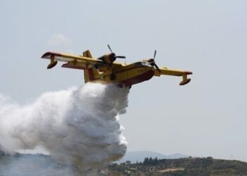 Η Κομισιόν χρηματοδοτεί την αγορά 12 πυροσβεστικών αεροπλάνων