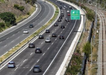 Ομαλά εξελίσσεται η έξοδος των εκδρομέων για το τριήμερο της 25ης Μαρτίου-Τα μέτρα της Τροχαίας