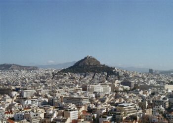 25η Μαρτίου: Τι θα συμβεί στον Αττικό ουρανό το βράδυ της Κυριακής