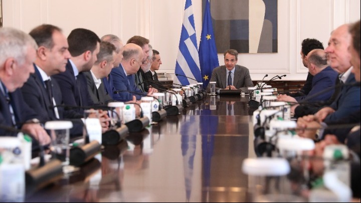 Μητσοτάκης σε θεσμικούς φορείς Θεσσαλίας: Η δύσκολη δουλειά τώρα ξεκινά