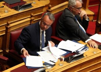 Πρόταση δυσπιστίας: Χρ. Σταϊκούρας: Να είναι περισσότεροι προσεκτικοί όσοι εξάγουν βιαστικά συμπεράσματα