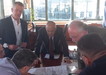 Προβληματισμός των φορέων του τουρισμού στην Πελοπόννησο για υδατοκαλλιέργειες και ΑΠΕ