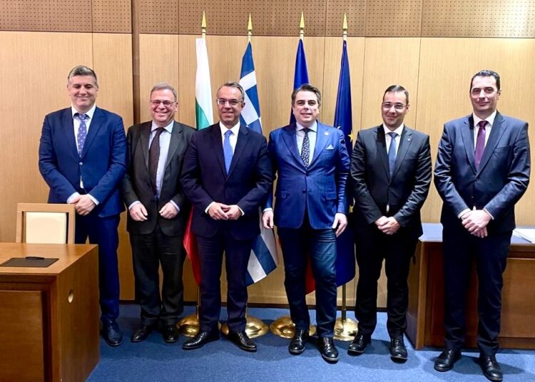 Τριεθνής συνεργασία Ελλάδας-Βουλγαρίας-Ρουμανίας για τη δημιουργία πολυτροπικού διαδρόμου μεταφορών