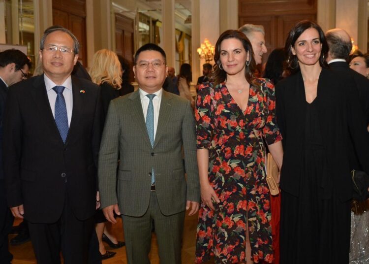 Όλγα Κεφαλογιάννη: Oρόσημο για τους δεσμούς Ελλάδας – Κίνας η απευθείας αεροπορική σύνδεση Σαγκάης – Αθήνας