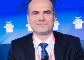 Γ. Μαργώνης (Παπαστράτος): Εγχώρια βιομηχανία σημαίνει εξωστρέφεια, εξαγωγές και γεωπολιτική ισχύ