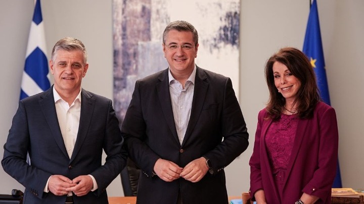 Ο Κ. Γιουτίκας ορίστηκε από τον Α. Τζιτζικώστα νέος Αντιπεριφερειάρχης Θεσσαλονίκης στη θέση της Β. Πατουλίδου