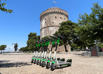 Τα πράσινα πατίνια της Lime επιστρέφουν στη Θεσσαλονίκη