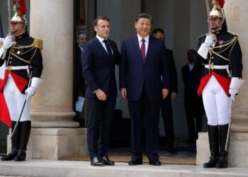 Υπέρ «ισότιμων κανόνων για όλους» στο εμπόριο ο Μακρόν στη συνάντησή του με τον πρόεδρο της Κίνας