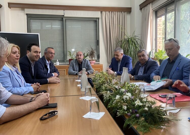 Υπογραφή σύμβασης 13,1 εκατ. ευρώ για αρδευτικά έργα στην ΠΕ Τρικάλων