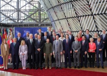 Το Ευρωπαϊκό Συμβούλιο ενέκρινε τα πρόσωπα που θα αναλάβουν τα τρία κορυφαία αξιώματα στην ΕΕ