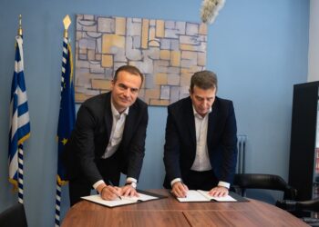 Η Παπαστράτος στο πλευρό της κοινωνίας στηρίζοντας πρωτοβουλίες για την καταπολέμηση της ενδοοικογενειακής βίας