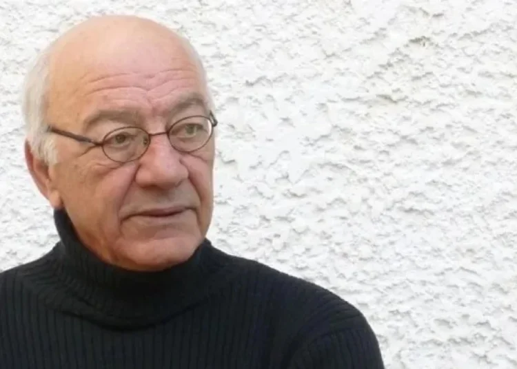 Πέθανε ο δημοσιογράφος Κώστας Ρεσβάνης