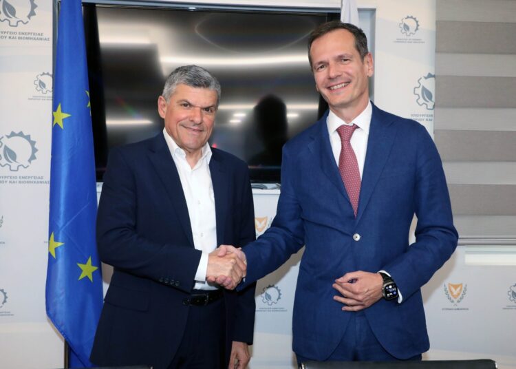 Εξοικονόμηση 30% στους λογαριασμούς ρεύματος για τους Κύπριους καταναλωτές από την ηλεκτρική διασύνδεση Ελλάδας – Κύπρου