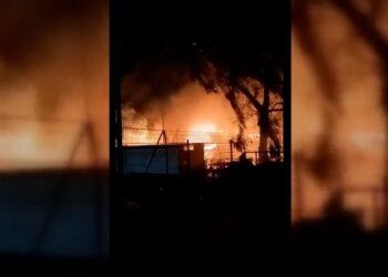 Φωτιά τώρα: Βελτιωμένη η εικόνα στις Αχαρνές– Καταστράφηκαν εγκαταστάσεις επιχειρήσεων