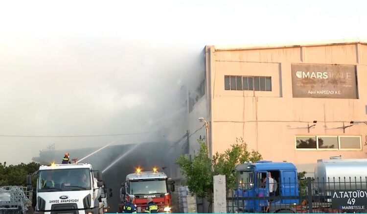 Φωτιά τώρα: Βελτιωμένη η εικόνα στις Αχαρνές– Καταστράφηκαν εγκαταστάσεις επιχειρήσεων