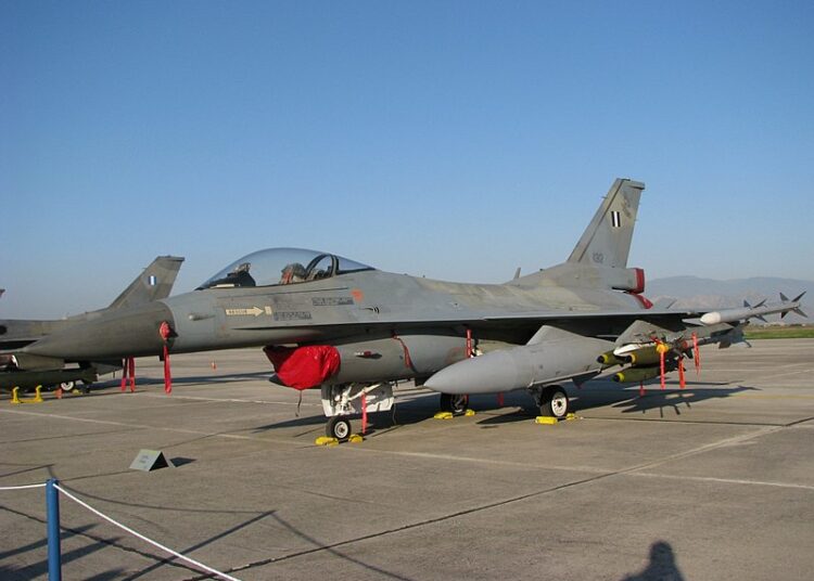 Al Jazeera: Η Ελλάδα θα πουλήσει στις ΗΠΑ 32 παλιά μαχητικά F-16 Block 30
