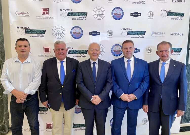 Στ.Γκίκας: «Αποτελεί στρατηγική επιλογή η υλοποίηση δράσεων για την πράσινη μετάβαση και την ψηφιοποίηση της ναυτιλίας»