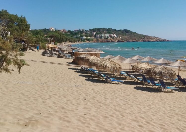 Εκτεταμένοι έλεγχοι σε 14 παραλίες με τις περισσότερες καταγγελίες πολιτών- επιβλήθηκαν πρόστιμα άνω των 350.000 ευρώ