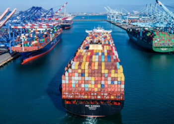 Έλληνες πλοιοκτήτες: Συνωστισμός για νέα πιο «πράσινα» πλοία