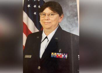 Σοκαριστικό βίντεο: 58χρονη πνιγόταν μπροστά στα μάτια των λουόμενων (vid)