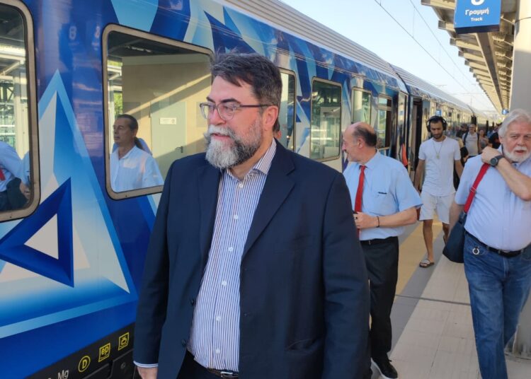Β.Οικονόμου: Θα δουλέψουμε όλοι μαζί, με στόχο να γίνει το τρένο το δημοφιλέστερο μέσο μετακίνησης, με ασφάλεια και αξιοπιστία