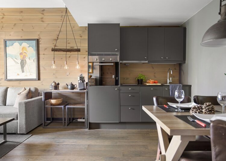 Ακίνητα: Ανεβαίνουν οι τιμές στην Ελλάδα, υποχωρούν στην Ευρωζώνη