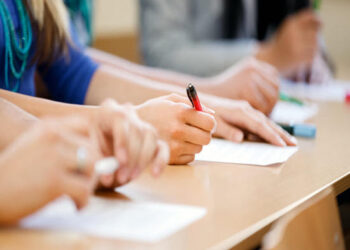 Βάσεις 2024: Τι θα συμβεί σε Ιατρική, Νομική και Πολυτεχνείο