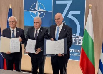 ΝΑΤΟ: Η Ελλάδα προετοιμάζει στρατιωτικούς διαδρόμους με τη Βουλγαρία και τη Ρουμανία