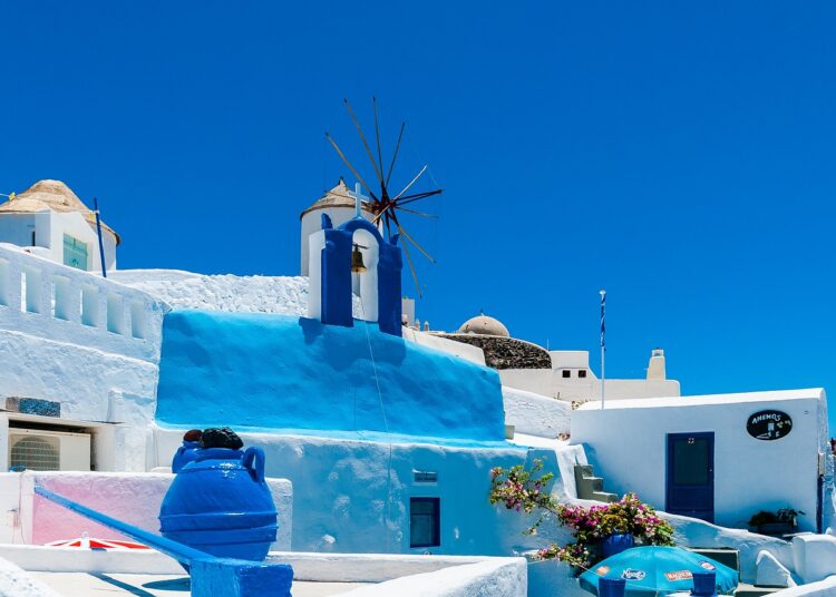 Δ.Α.Σ. Ξενοδοχοϋπαλλήλων: «Τα μέτρα προστασίας εργαζομένων σε συνθήκες καύσωνα»