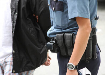 Θεσσαλονίκη: Χειροπέδες σε επιτήδειους για ηλεκτρονικές απάτες με λεία 8.000 ευρώ