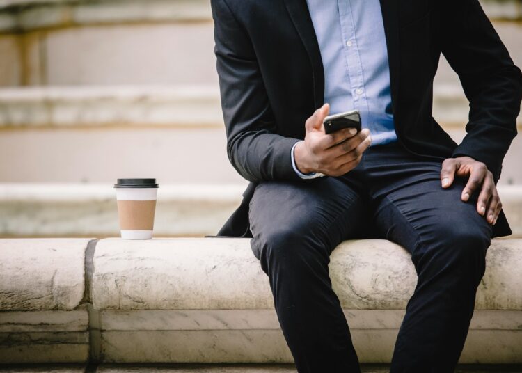 Ντυθείτε... πετυχημένοι: 5 συμβουλές για να κάνετε τη διαφορά με την εμφάνισή σας