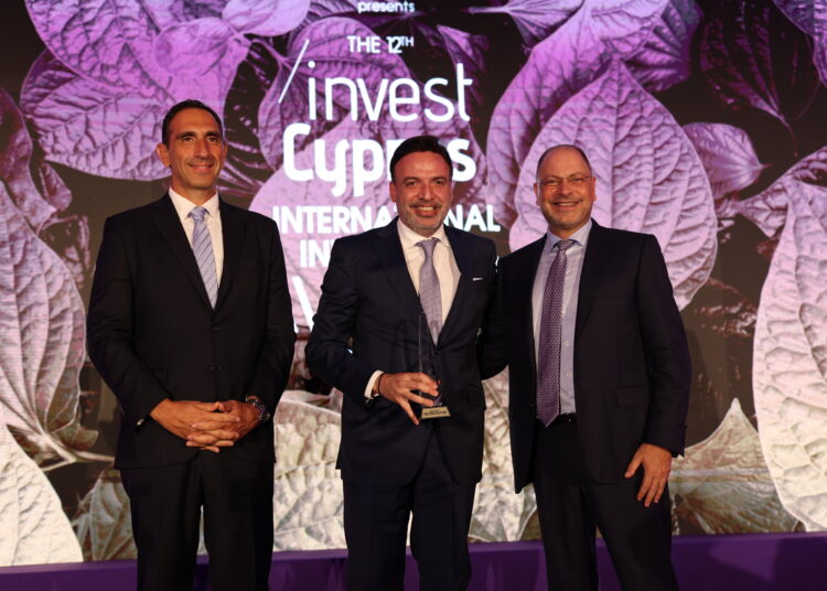 Βράβευση του Χριστόφορου Παπαχριστοφόρου και της Mediterranean Hospitality Venture PLC στα 12th Invest Cyprus International Investment Awards